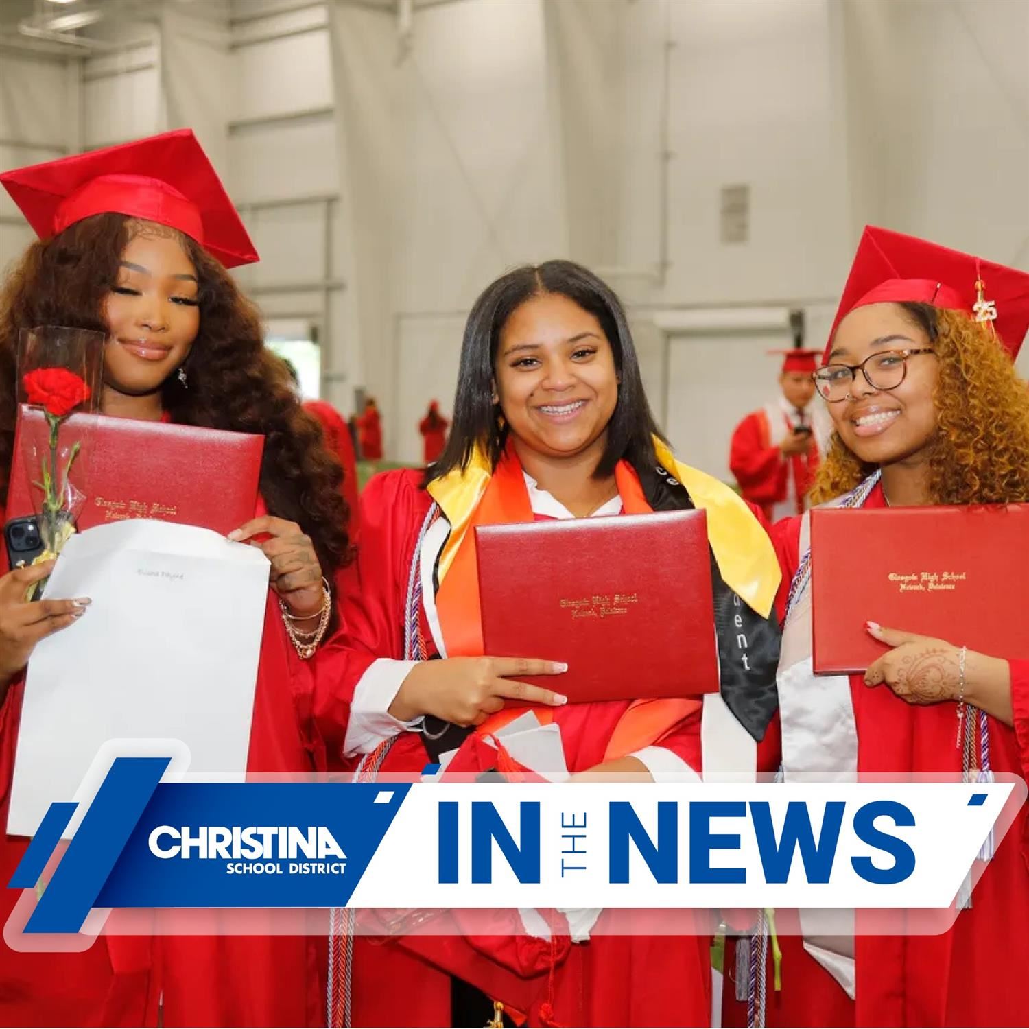  Photo of graduating students from Glasgow HS